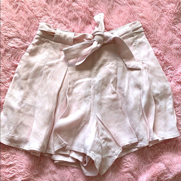 Sunday Best Westley Short - Picture 2 of 3